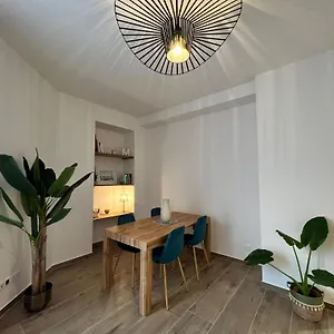 https://apt-le-riquier-port-de.fr-provencehotel.com